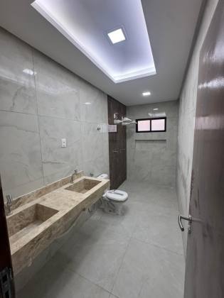 Excelente MANSÃO em Aldeia