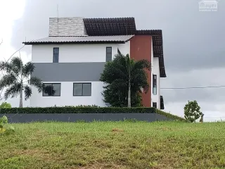 CASA EM ALPHAVILLE PORTEIRA FECHADA