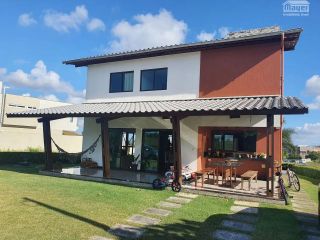 CASA EM ALPHAVILLE PORTEIRA FECHADA