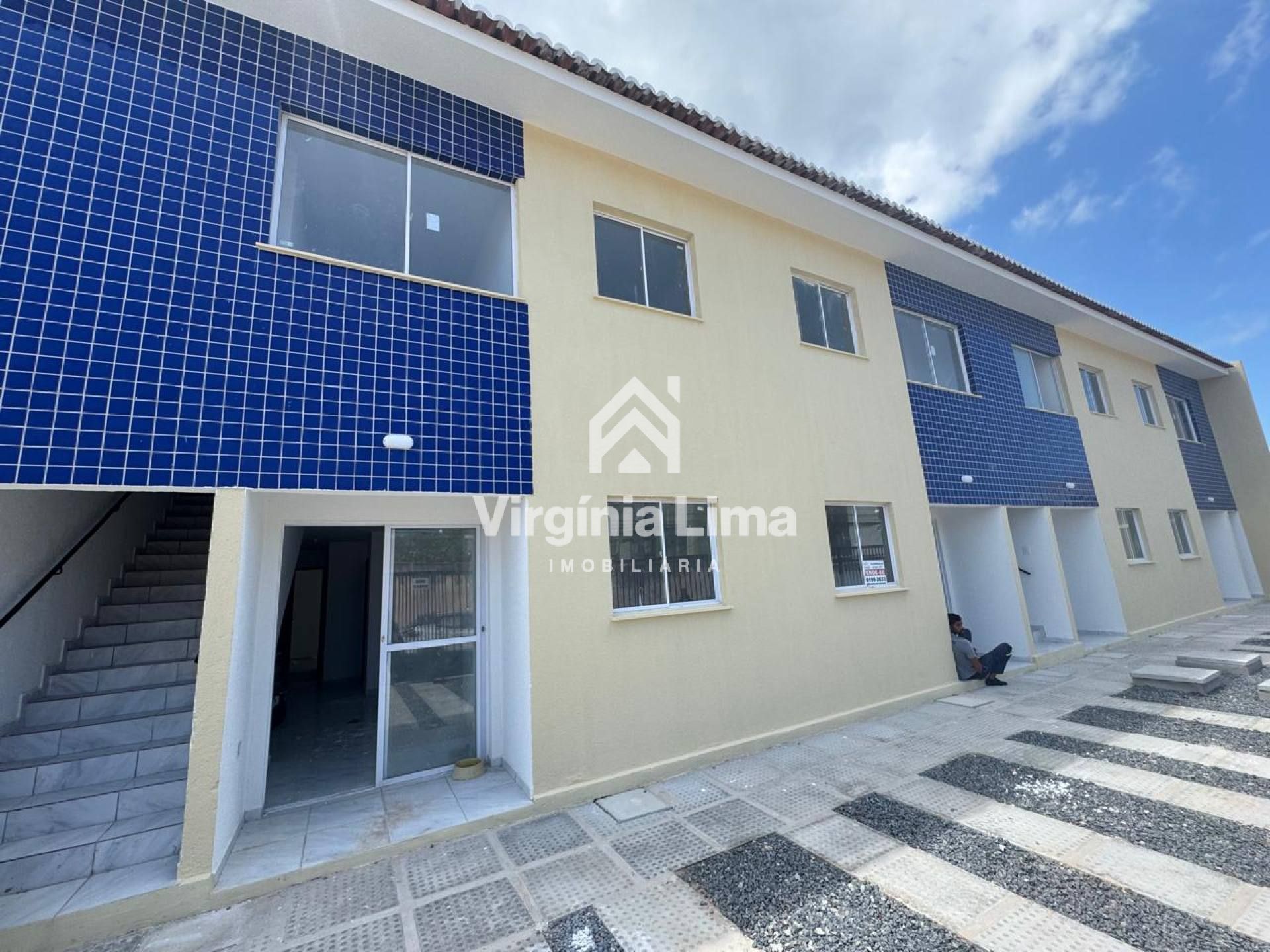 Apartamento Para Venda com 2 quartos no bairro do Janga em Paulista - PE