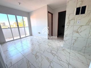 Apartamento Para Venda com 2 quartos sendo 1 suítes no bairro de Pau Amarelo em Paulista - PE