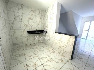 Apartamento Para Venda com 2 quartos sendo 1 suítes no bairro de Pau Amarelo em Paulista - PE