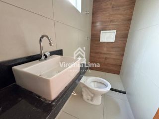 Casa Para Venda com 3 quartos sendo 1 suítes no bairro do Janga em Paulista