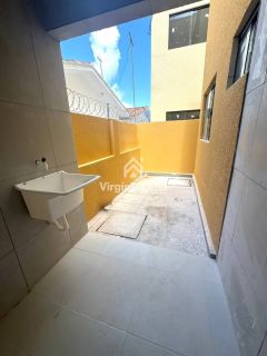 Casa Privê Para Venda com 2 quartos na avenida e próximo à praia no bairro de Conceição em Paulista - PE