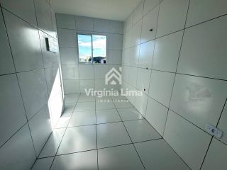 Casa Privê Para Venda com 3 quartos sendo uma suíte no bairro Pau Amarelo em Paulista - PE