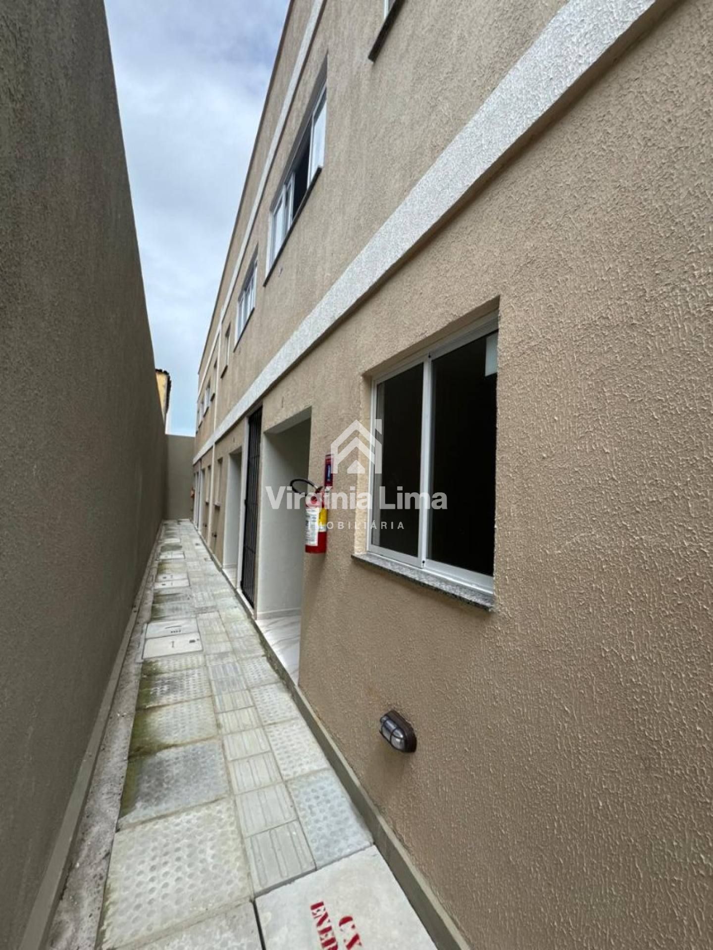 Casa Privê Para Venda com 2 quartos no bairro Pau Amarelo em Paulista - PE