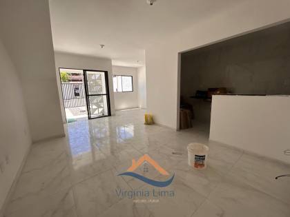 Casa Privê Para Venda com 2 quartos sendo uma suíte no bairro do Janga em Paulista - PE
