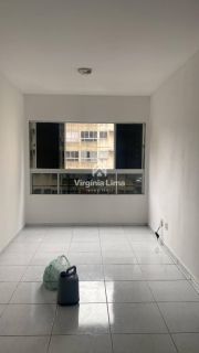 Apartamento Para Venda com 2 quartos em São Lourenço Da Mata - PE