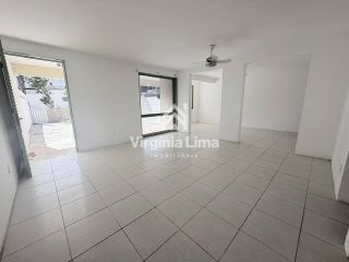 Casa Para Venda com 3 quartos e dependência em Nossa Senhora do Ó - Paulista