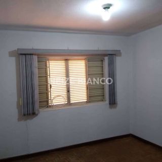 Casa Para Vender com 2 quartos no bairro Vila Carvalho em Sorocaba