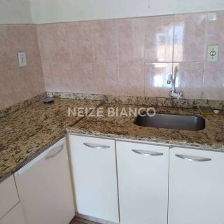 Casa Para Vender com 2 quartos no bairro Vila Carvalho em Sorocaba