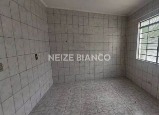 Casa Para Vender com 2 quartos no bairro Vila Carvalho em Sorocaba