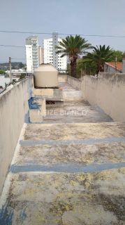 Casa Para Vender com 4 quartos no Centro em Sorocaba