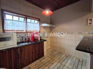 Chácara Para Alugar com 2 quartos em Piedade