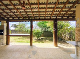 Chácara Para Alugar com 2 quartos em Piedade