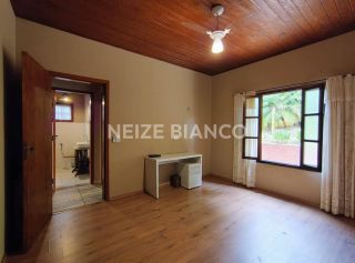 Chácara Para Alugar com 2 quartos em Piedade