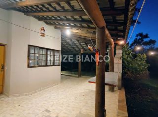 Chácara Para Alugar com 2 quartos em Piedade