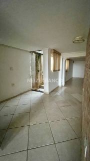 Casa Para Vender com 03 quartos e 01 suíte no Centro em Sorocaba