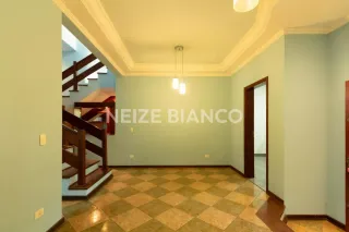 Sobrado Para Alugar com 3 quartos 3 suítes no bairro Jd. Bandeirantes em Sorocaba