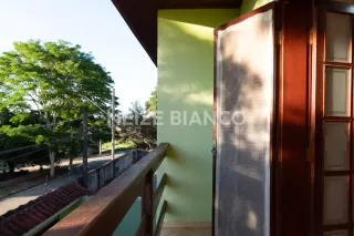 Sobrado Para Alugar com 3 quartos 3 suítes no bairro Jd. Bandeirantes em Sorocaba