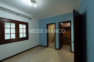 Sobrado Para Alugar com 3 quartos 3 suítes no bairro Jd. Bandeirantes em Sorocaba