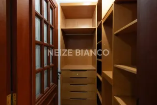 Sobrado Para Alugar com 3 quartos 3 suítes no bairro Jd. Bandeirantes em Sorocaba