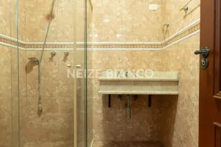 Sobrado Para Alugar com 3 quartos 3 suítes no bairro Jd. Bandeirantes em Sorocaba