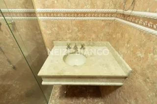 Sobrado Para Alugar com 3 quartos 3 suítes no bairro Jd. Bandeirantes em Sorocaba