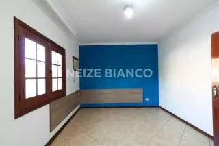 Sobrado Para Alugar com 3 quartos 3 suítes no bairro Jd. Bandeirantes em Sorocaba