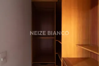 Sobrado Para Alugar com 3 quartos 3 suítes no bairro Jd. Bandeirantes em Sorocaba