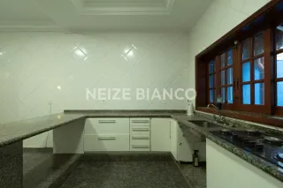 Sobrado Para Alugar com 3 quartos 3 suítes no bairro Jd. Bandeirantes em Sorocaba