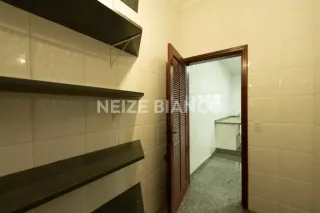 Sobrado Para Alugar com 3 quartos 3 suítes no bairro Jd. Bandeirantes em Sorocaba