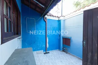 Sobrado Para Alugar com 3 quartos 3 suítes no bairro Jd. Bandeirantes em Sorocaba