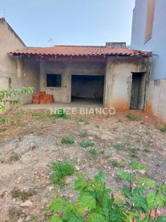 Casa Para Vender no bairro Wanel Ville em Sorocaba