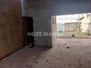 Casa Para Vender no bairro Wanel Ville em Sorocaba