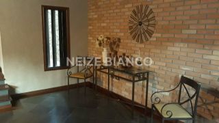 Sobrado Para Vender com 04 quartos e 01 suíte no bairro Jd. Leocadia em Sorocaba