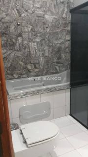 Sobrado Para Vender com 04 quartos e 01 suíte no bairro Jd. Leocadia em Sorocaba