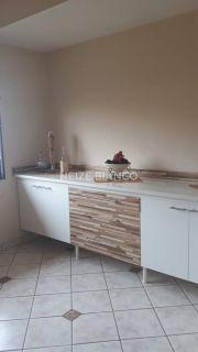 Sobrado Para Vender com 04 quartos e 01 suíte no bairro Jd. Leocadia em Sorocaba