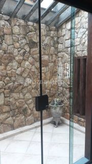 Sobrado Para Vender com 04 quartos e 01 suíte no bairro Jd. Leocadia em Sorocaba