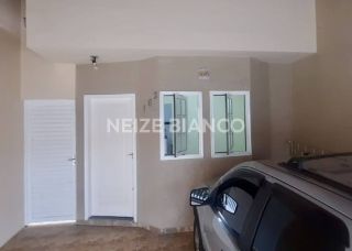 Casa Para Vender com 2 quartos 1 suítes no bairro Jd. Leocadia em Sorocaba
