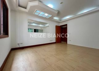 Casa Para Vender com 3 quartos 3 suítes no bairro Jd. Pagliato em Sorocaba