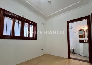 Casa Para Vender com 3 quartos 3 suítes no bairro Jd. Pagliato em Sorocaba