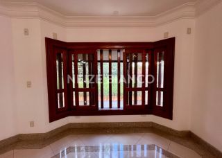 Casa Para Vender com 3 quartos 3 suítes no bairro Jd. Pagliato em Sorocaba