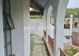 Sobrado Para Vender com 4 quartos 3 suítes no bairro Jd. Pagliato em Sorocaba