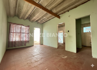 Casa Para Vender com 4 quartos 1 suíte no bairro Vl. Helena em Sorocaba