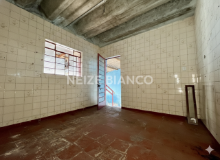 Casa Para Vender com 4 quartos 1 suíte no bairro Vl. Helena em Sorocaba