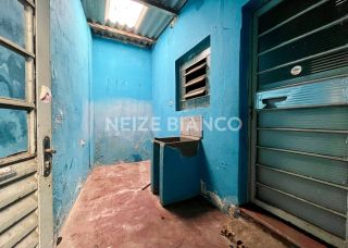 Casa Para Vender com 4 quartos 1 suíte no bairro Vl. Helena em Sorocaba