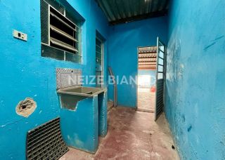 Casa Para Vender com 4 quartos 1 suíte no bairro Vl. Helena em Sorocaba