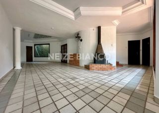 Sobrado Para Alugar com 6 suítes no bairro Jd. Paulistano em Sorocaba