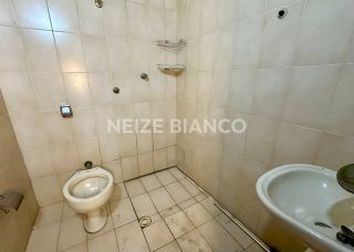 Sobrado Para Alugar com 6 suítes no bairro Jd. Paulistano em Sorocaba